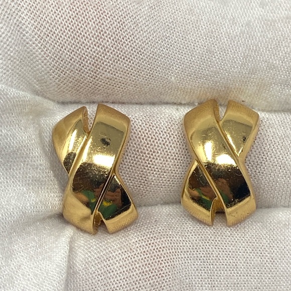Christian Dior Vintage Gold  Tone X Clip Earrings - Picture 14 of 14